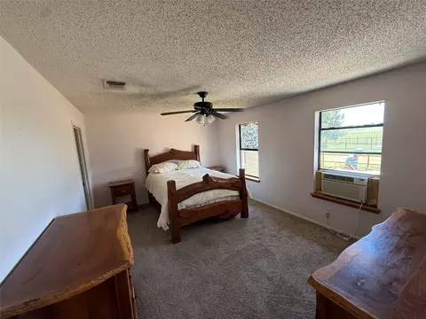 Bedroom - 601 Highway 588, Comanche, TX 76442 photo 2 of 4