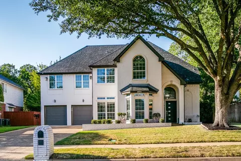 3001 Redstone Dr, Arlington, TX 76001