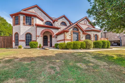1633 Turtle Point Dr, Desoto, TX 75115