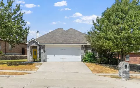 8275 Clarksprings Dr, Dallas, TX 75236