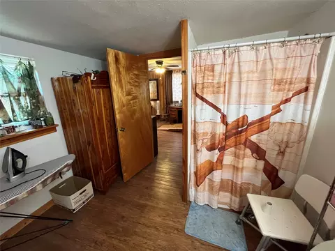 Entry Way - 541 E 3rd St, Baird, TX 79504 photo 2 of 4