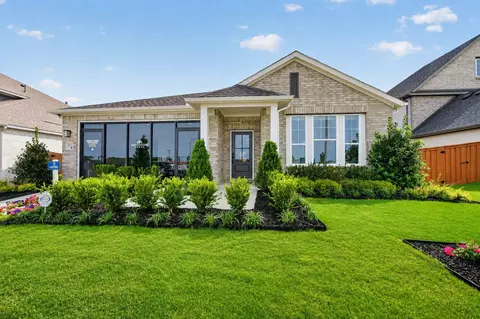 2911 Orchard Park Ln, Crandall, TX 75114