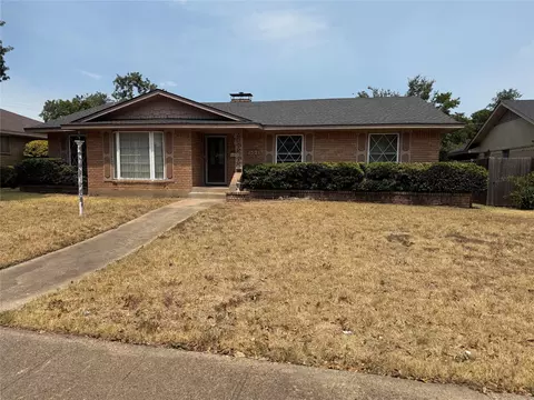 1531 Brook Valley Ln, Dallas, TX 75232