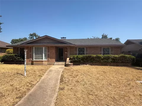 1531 Brook Valley Ln, Dallas, TX 75232