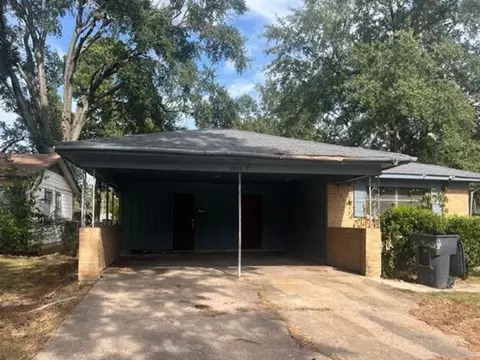5915 Lakehurst Cir, Shreveport, LA 71108