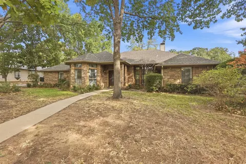 37 Timbergreen Cir, Denton, TX 76205