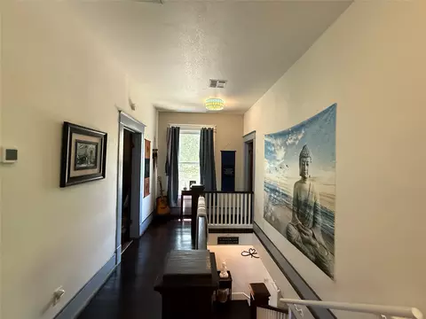 Entry Way - 2223 N 6th St, Waco, TX 76708 photo 5 of 5
