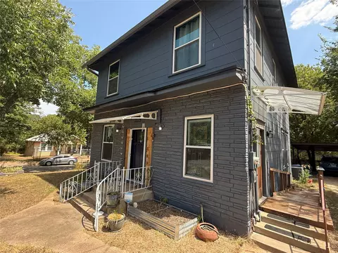 Exterior - 2223 N 6th St, Waco, TX 76708 photo 2 of 4