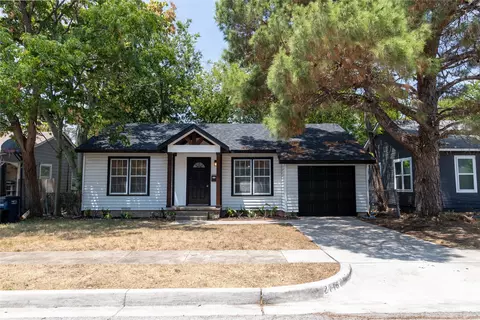 2716 Frazier Ave, Fort Worth, TX 76110