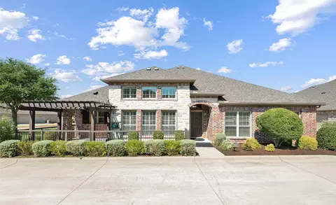 5682 Orchard Pkwy, Fairview, TX 75069