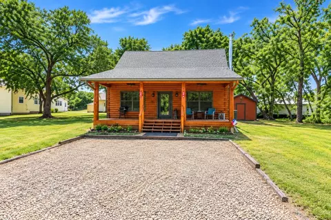 288 Clayton Dr, Pottsboro, TX 75076