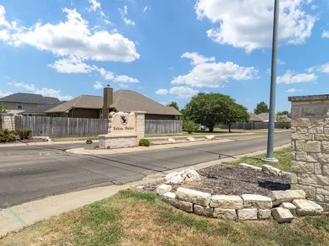 View/Area - 10333 Condor Loop, Waco, TX 76708 photo 4 of 8