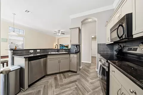 Kitchen - 10333 Condor Loop, Waco, TX 76708 photo 4 of 4