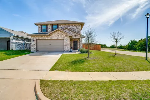 2209 Hanover St, Farmersville, TX 75442