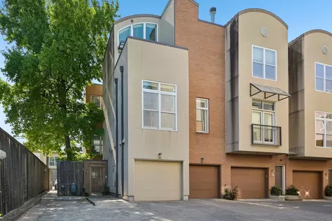 4310 Buena Vista St #17, Dallas, TX 75205