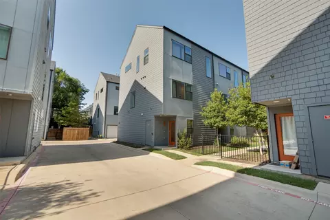 427 W 10th St #601, Dallas, TX 75208