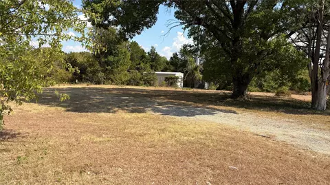 4560 N University Hills Blvd, Lancaster, TX 75134