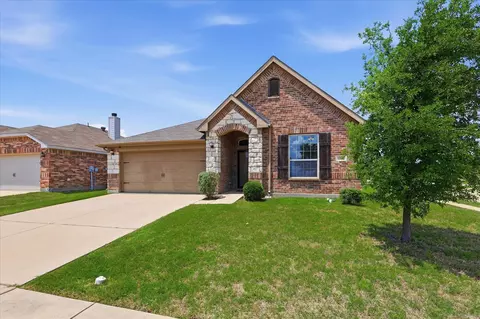 12000 Castleford Way, Crowley, TX 76036