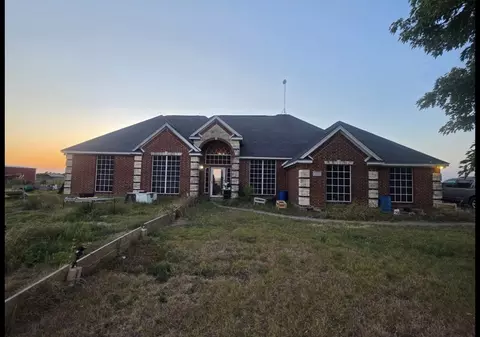 2727 W Ridgeview Cir, Kaufman, TX 75142