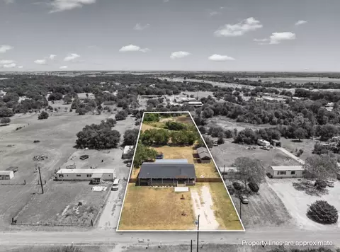 222 Kennedy Ln, Eddy, TX 76524