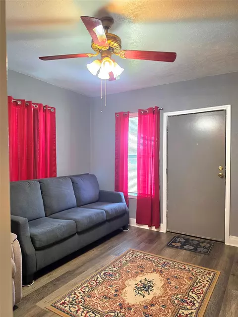 Living - 305 N Eagle St, Weimar, TX 78962 photo 1 of 2