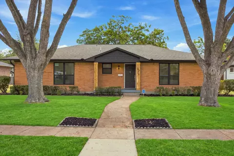 5826 Enchanted Ln, Dallas, TX 75227