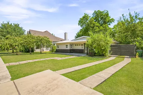 5881 Tracyne Dr, Westworth Village, TX 76114
