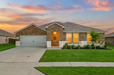 316 Duke Ct, Fate, TX 75189