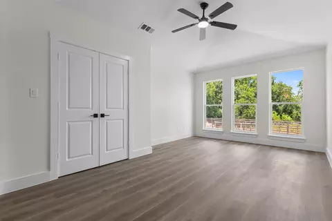 Bedroom - 5000 Edgewater Dr, Rowlett, TX 75088 photo 1 of 2