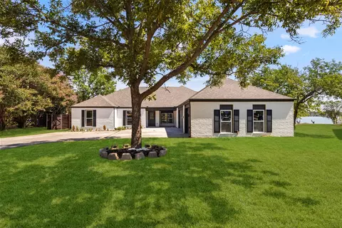 5000 Edgewater Dr, Rowlett, TX 75088