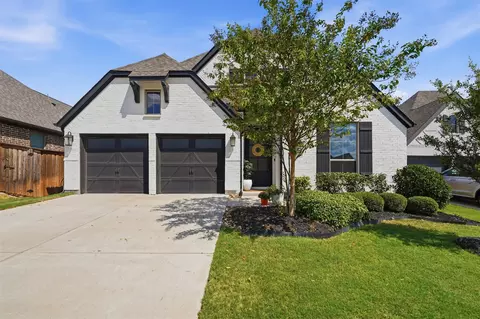 5517 George Creek Rd, Fort Worth, TX 76126