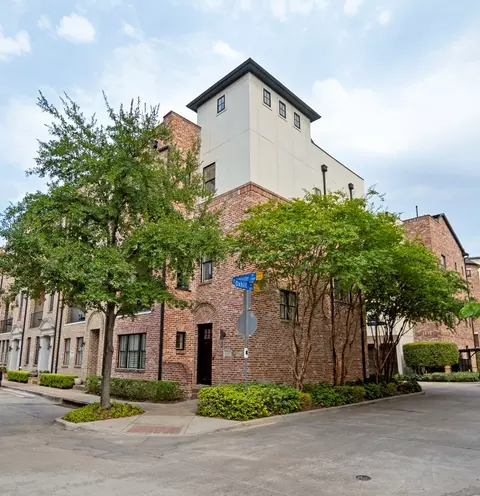 2110 Helsminster Dr, Dallas, TX 75201
