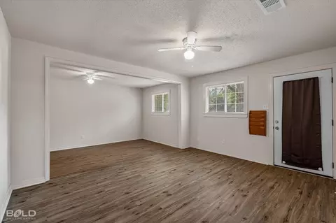 Living - 162 Katie Ln, Minden, LA 71055 photo 2 of 2