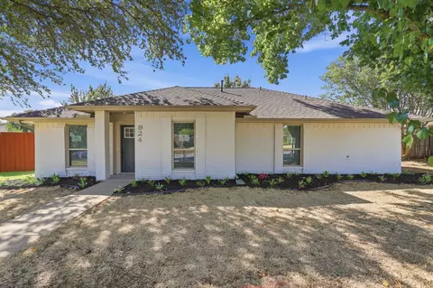 924 Edgefield Trl, Flower Mound, TX 75028