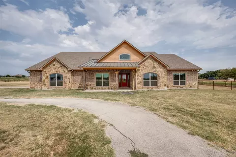8400 Holder Rd, Northlake, TX 76247