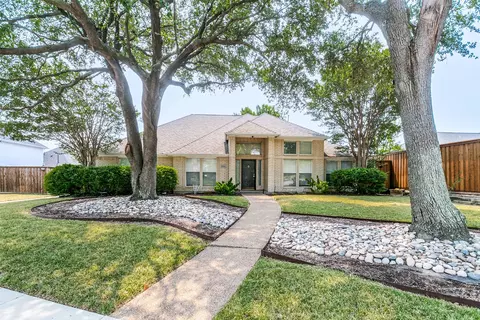 2920 Winding Creek Dr, Plano, TX 75023