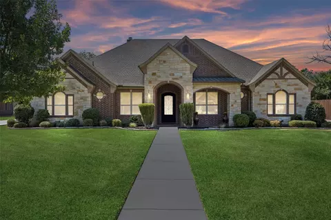 2526 Fruitland Ave, Farmers Branch, TX 75234
