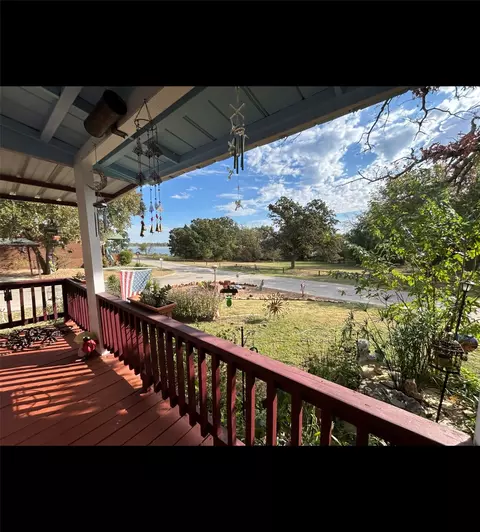 5200 Lake Shore Ln #19, Denton, TX 76208