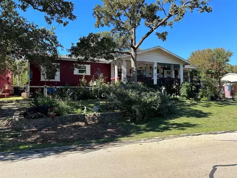 5200 Lake Shore Ln #19, Denton, TX 76208