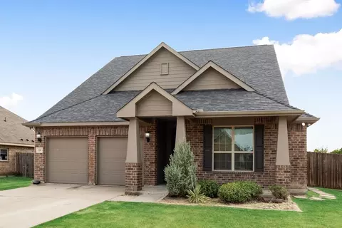 259 Saddlebrook Ln, Waxahachie, TX 75165