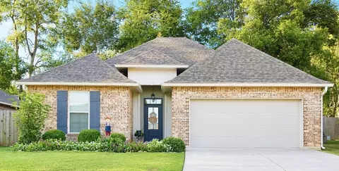 335 Coppice Pl, Bossier City, LA 71111