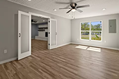 Living - 111 Walker Dr, Naples, TX 75568 photo 7 of 8