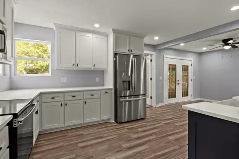Kitchen - 111 Walker Dr, Naples, TX 75568 photo 1 of 2