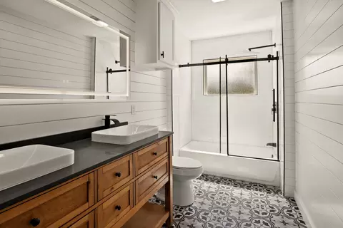 Bath - 111 Walker Dr, Naples, TX 75568 photo 5 of 5