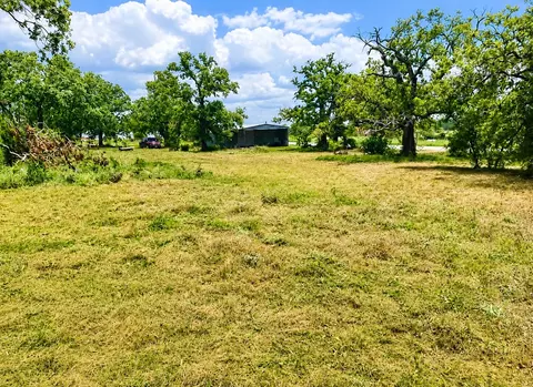 247 Rhoades Ln, Springtown, TX 76082 photo 2