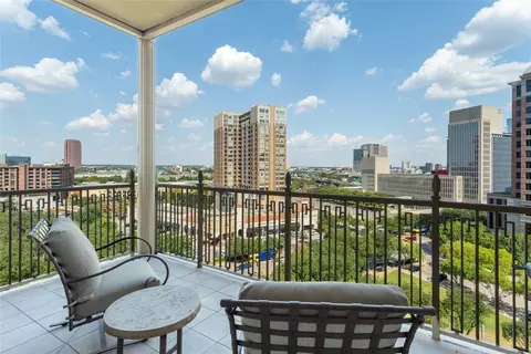2525 N Pearl St #1001, Dallas, TX 75201