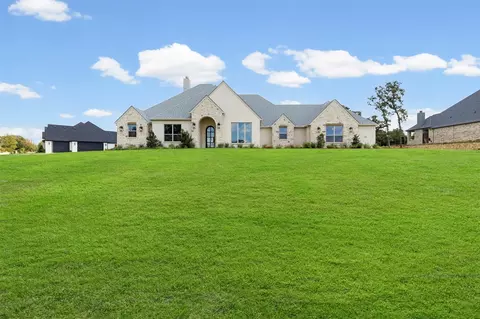 1656 Private Access 60200, Burleson, TX 76028