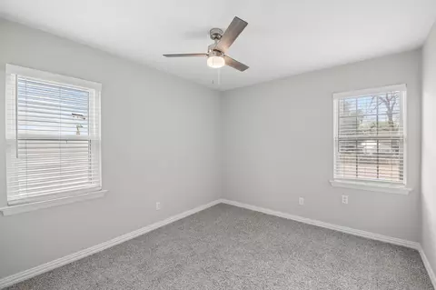 Bedroom - 117 Tarrant Dr, Euless, TX 76039 photo 2 of 6