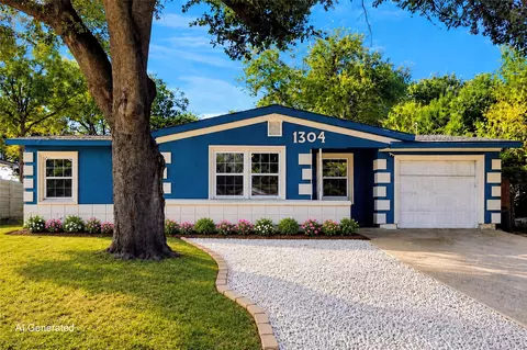 1304 E Lovers Ln, Arlington, TX 76010