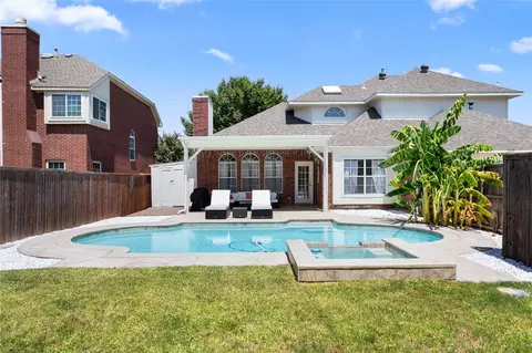 1650 Glenmore Dr, Lewisville, TX 75077
